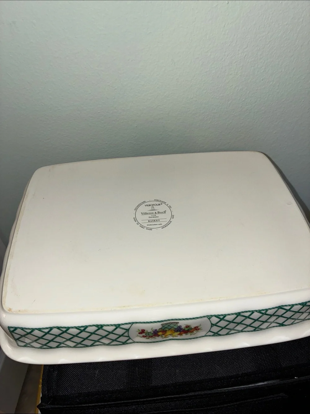 Villeroy & Boch Basket Collection 10 x 14 Rectangular Baking Dish